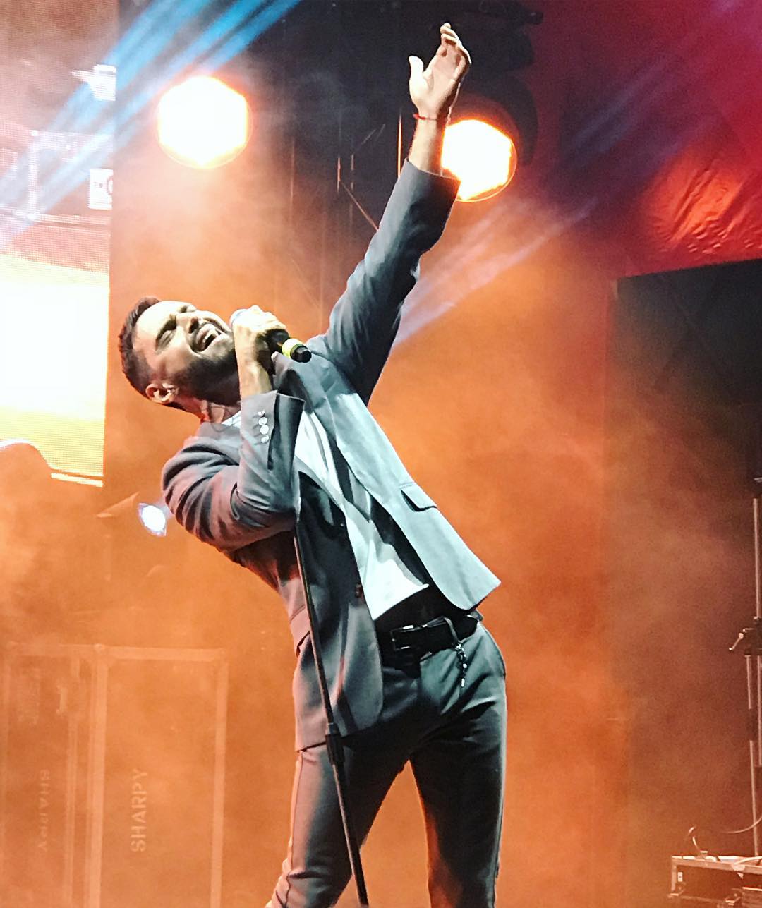 Віталій Козловський виступив у Москві на концерті в честь 9 травня (фото, відео)