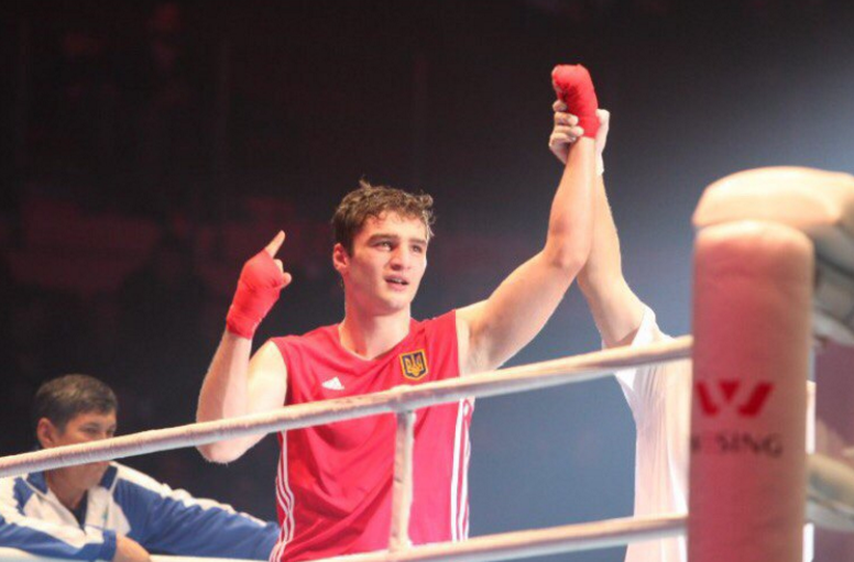 Українські боксери стали фіналістами чемпіонату світу в РФ