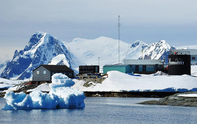 Как живут в Антарктиде украинские полярники
