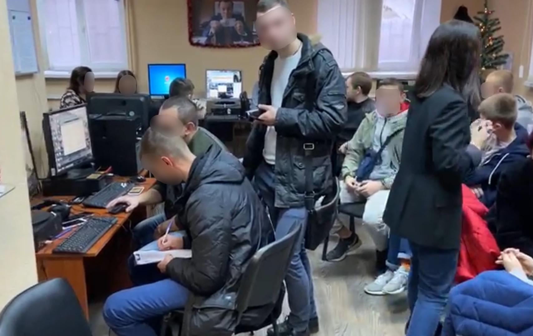 Дзвонили з банку: в Україні розкрили нову шахрайську схему