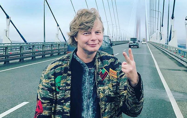 Известный российский певец срочно госпитализирован