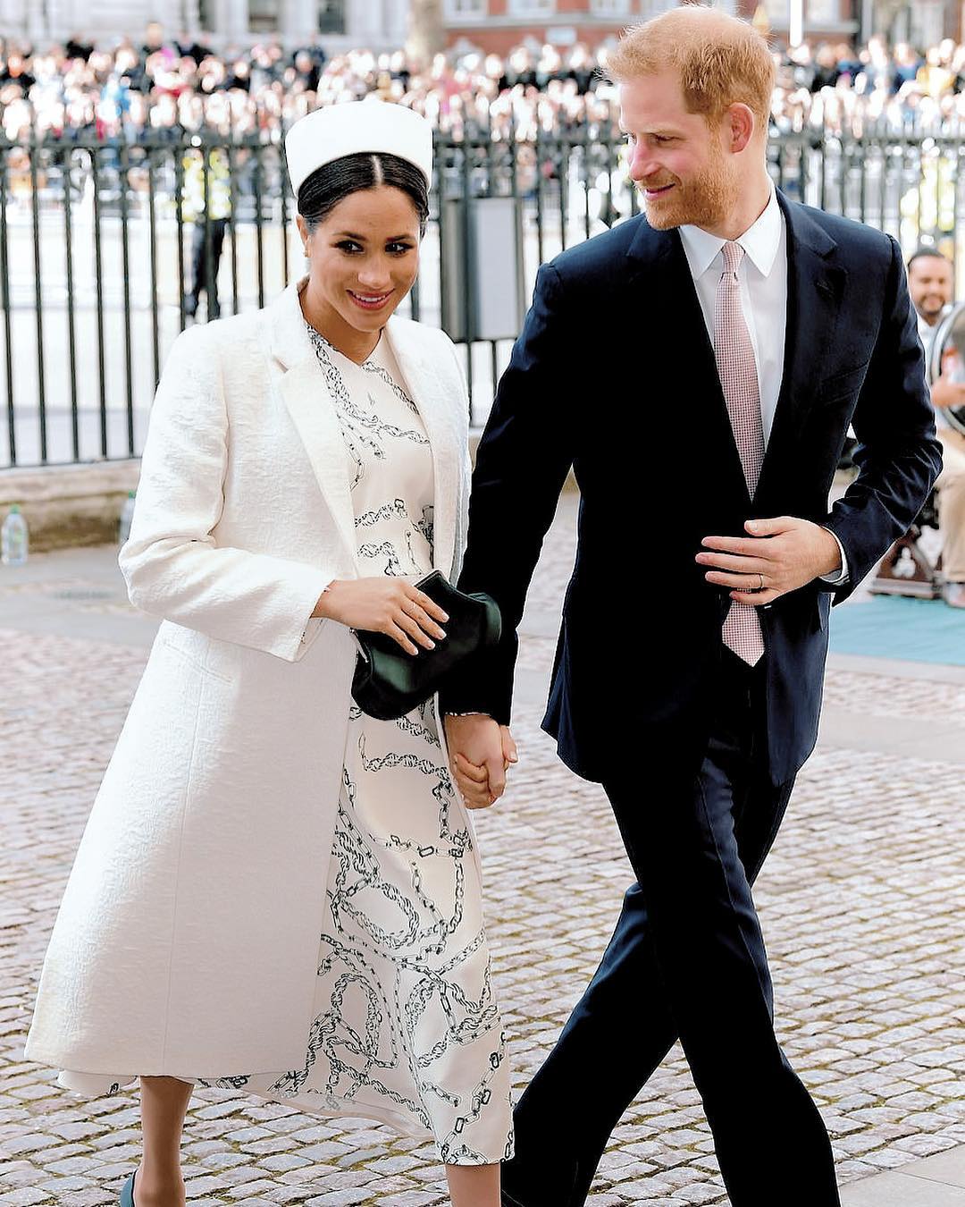 Меган Маркл довели до слез на публике: что произошло