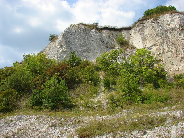 Букский каньон, скалы Довбуша и живописный меловой массив: топ-5 мест для скалолазания в Украине