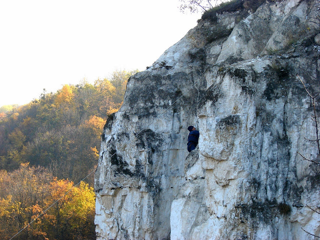 Букский каньон, скалы Довбуша и живописный меловой массив: топ-5 мест для скалолазания в Украине