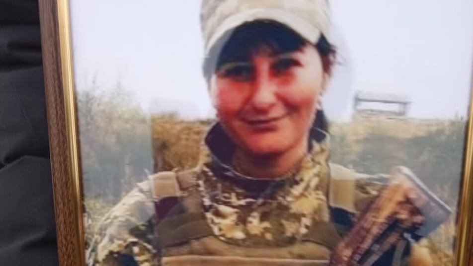 На Донбасі загинула 29-річна військовослужбовець: осиротіли дві дівчинки