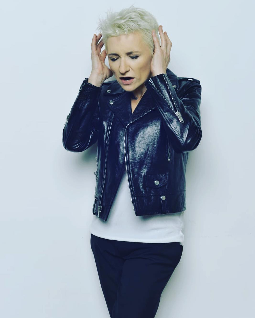 Известная российская певица экстренно госпитализирована