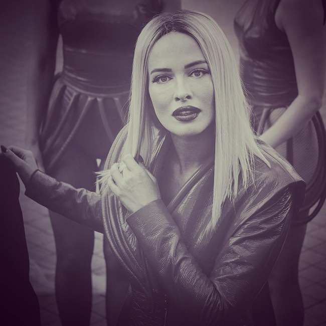 Астафьева блондинка