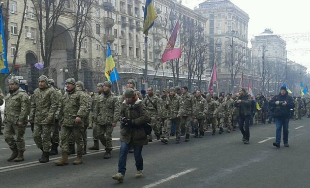 "Дебальцеве, рік другий": у Києві відбулося пам'ятне хід військових і волонтерів