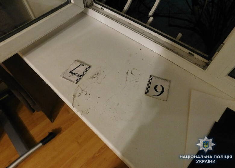 Иностранцы ограбили квартиру киевлян, пока те спали