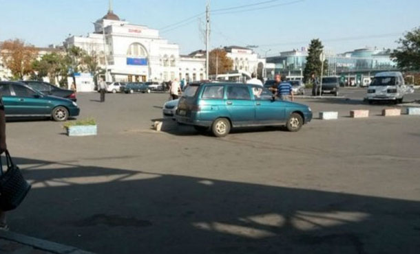 "День сурка третий год подряд": жители Донецка рассказали об ощущениях