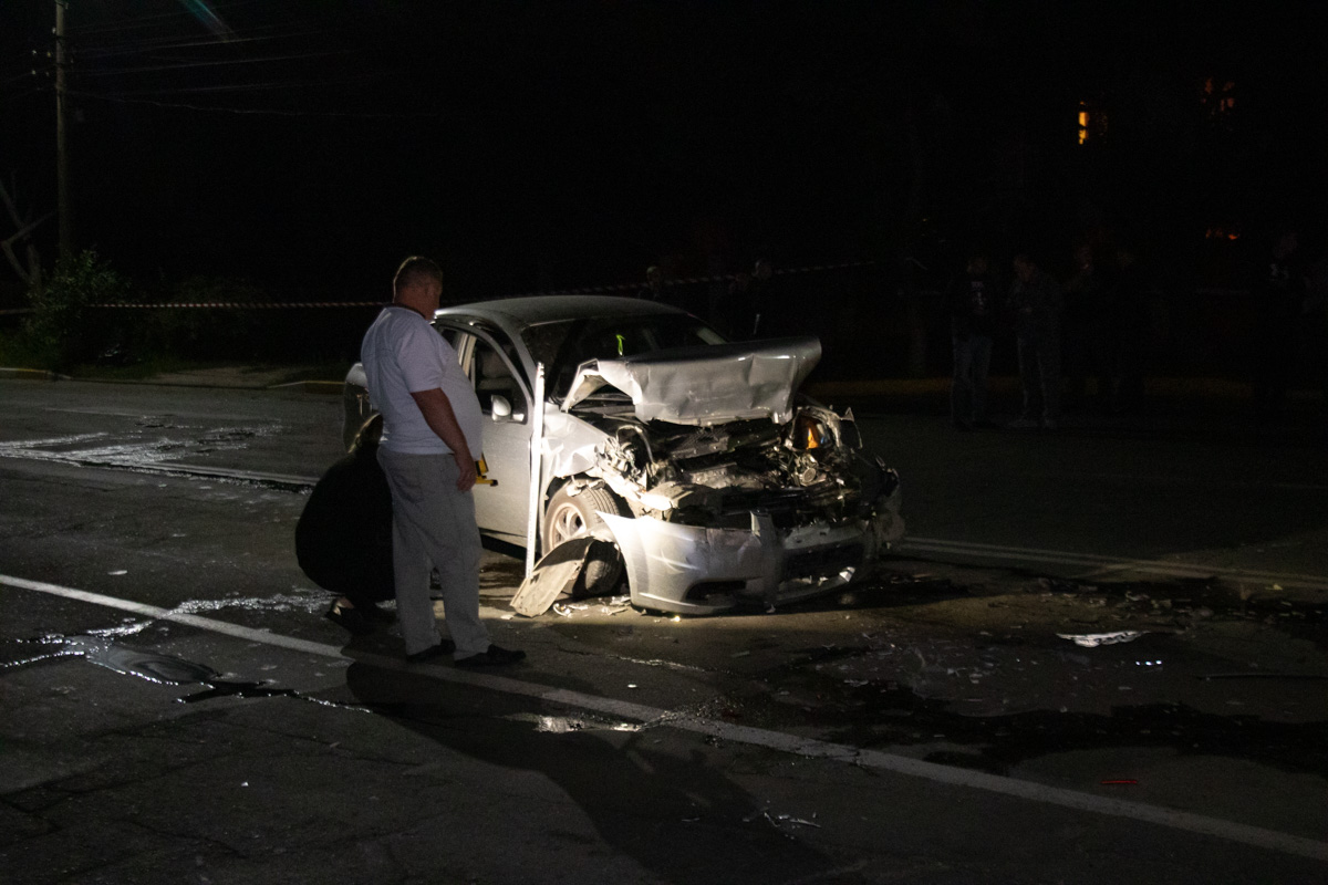 Смертельна ДТП під Києвом: у страшній аварії загинув співробітник держохорони