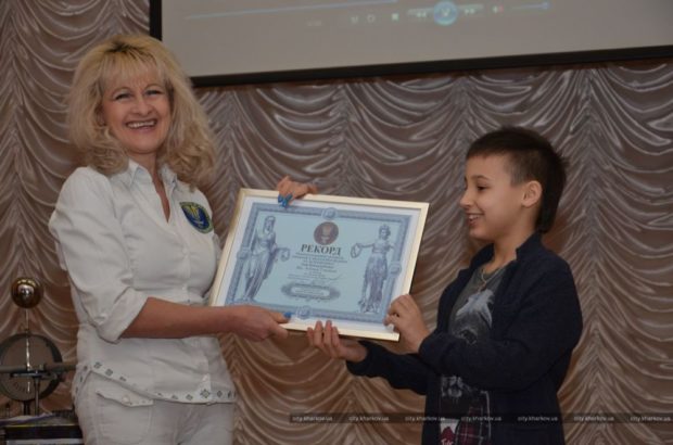 8-летний украинец установил рекорд по квантовой физике