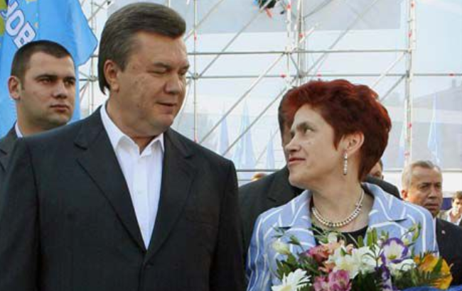Пресс-служба Януковича опровергла его развод с женой