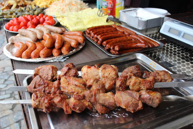 &quot;Ледниковый период&quot; в центре столицы: в Киеве открылся масштабный зимний фестиваль