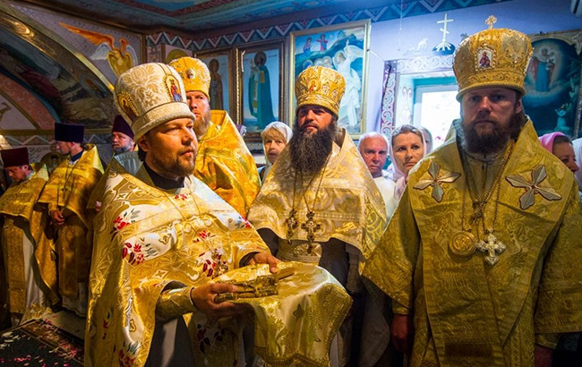 В Одеській області п'яний батюшка на BMW X5 влаштував ДТП і втік