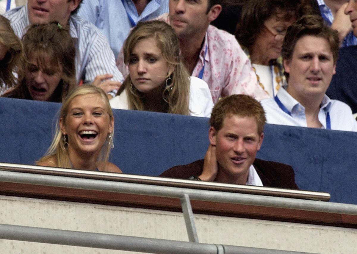 &quot;Это было пыткой&quot;: бывшая девушка принца Гарри рассказала об их романе