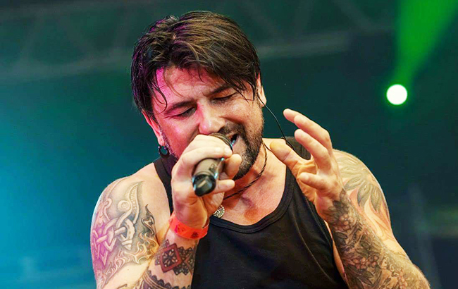 "Наша страна – это оркестр": известный музыкант рассказал о проблемах украинцев