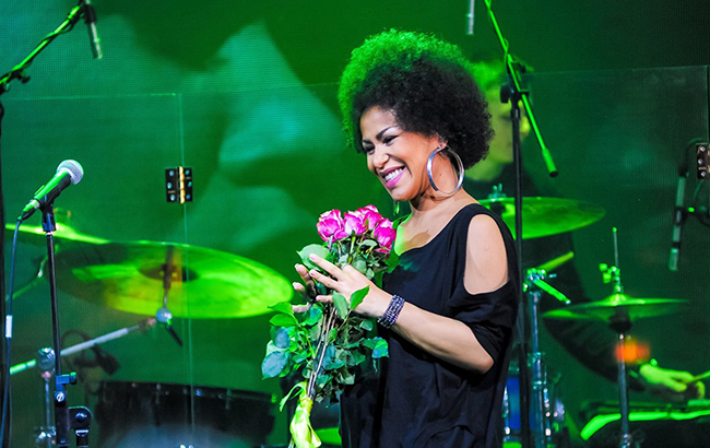 "Я немного такая пышная": Гайтана призналась, как ей удалось после родов вернуть былые формы