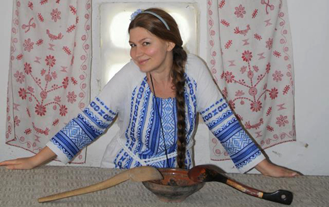 "Киев никогда не был одноязычным городом": украинская писательница встала на защиту русского языка