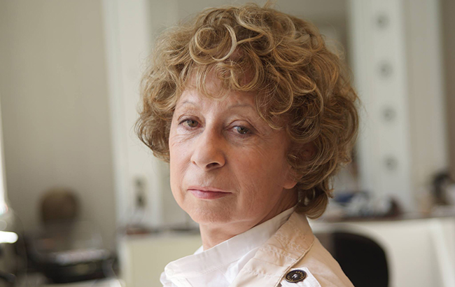 "Будеш нюхати не квіточки, а вуглики": Лії Ахеджакової погрожував фсбшниками через її позицію по Україні