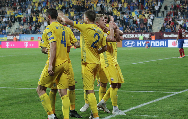 "Атмосфера была сумасшедшая": Александр Зинченко прокомментировал победу над сборной Чехией