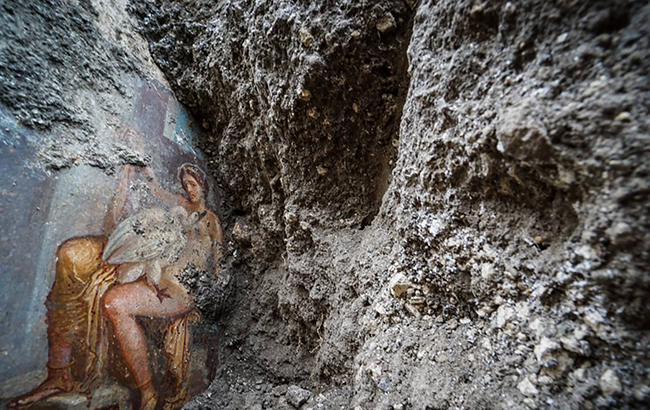 Археологи виявили незвичайну еротичну фреску