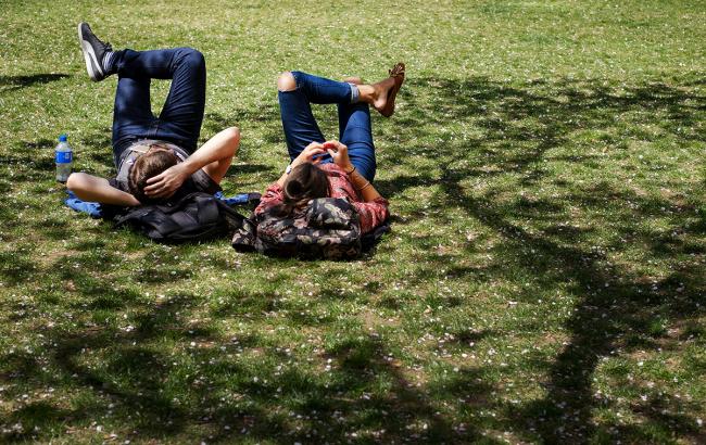 Сухо и солнечно: синоптики уточнили прогноз погоды на День Независимости