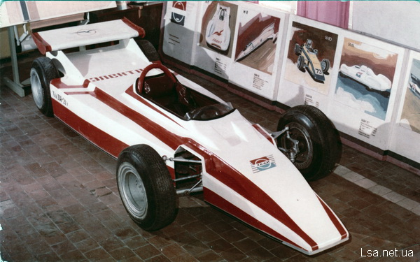 Українські електромобілі: 70 років історії