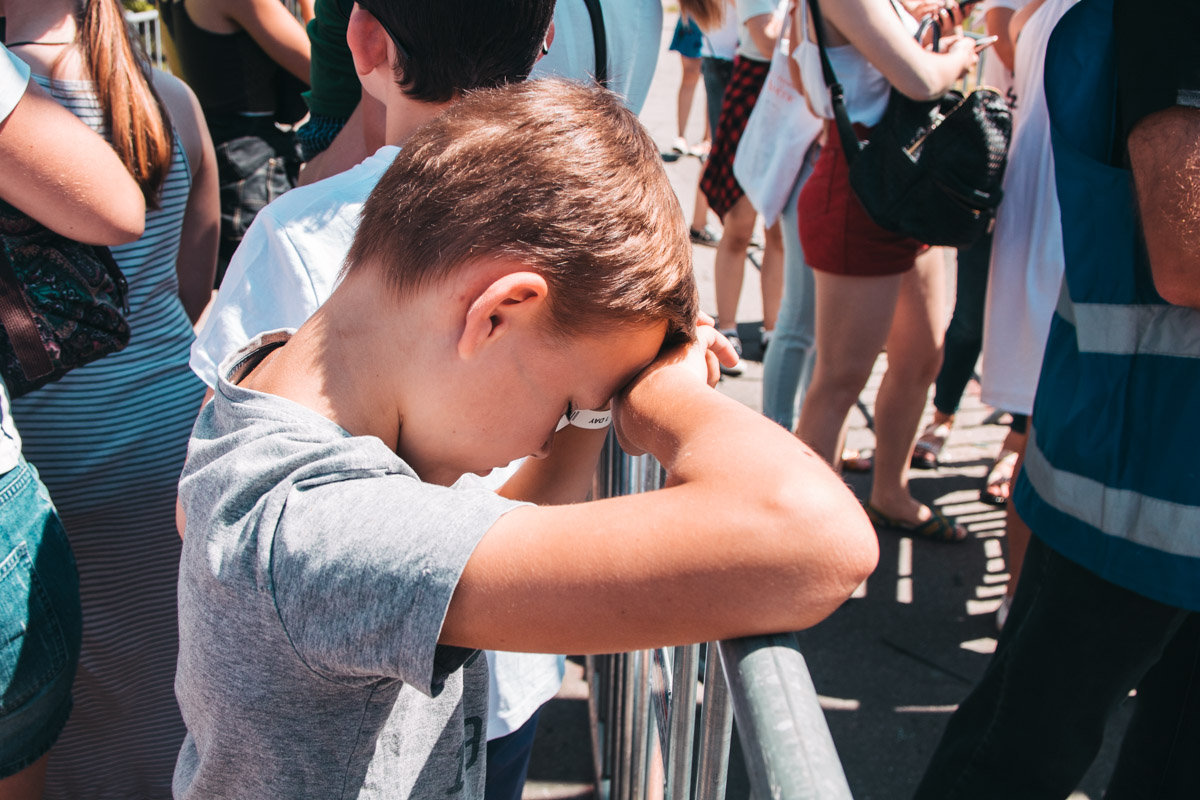 Барвисті бої: як у Києві веселилися на фестивалі Холі (фото, відео)