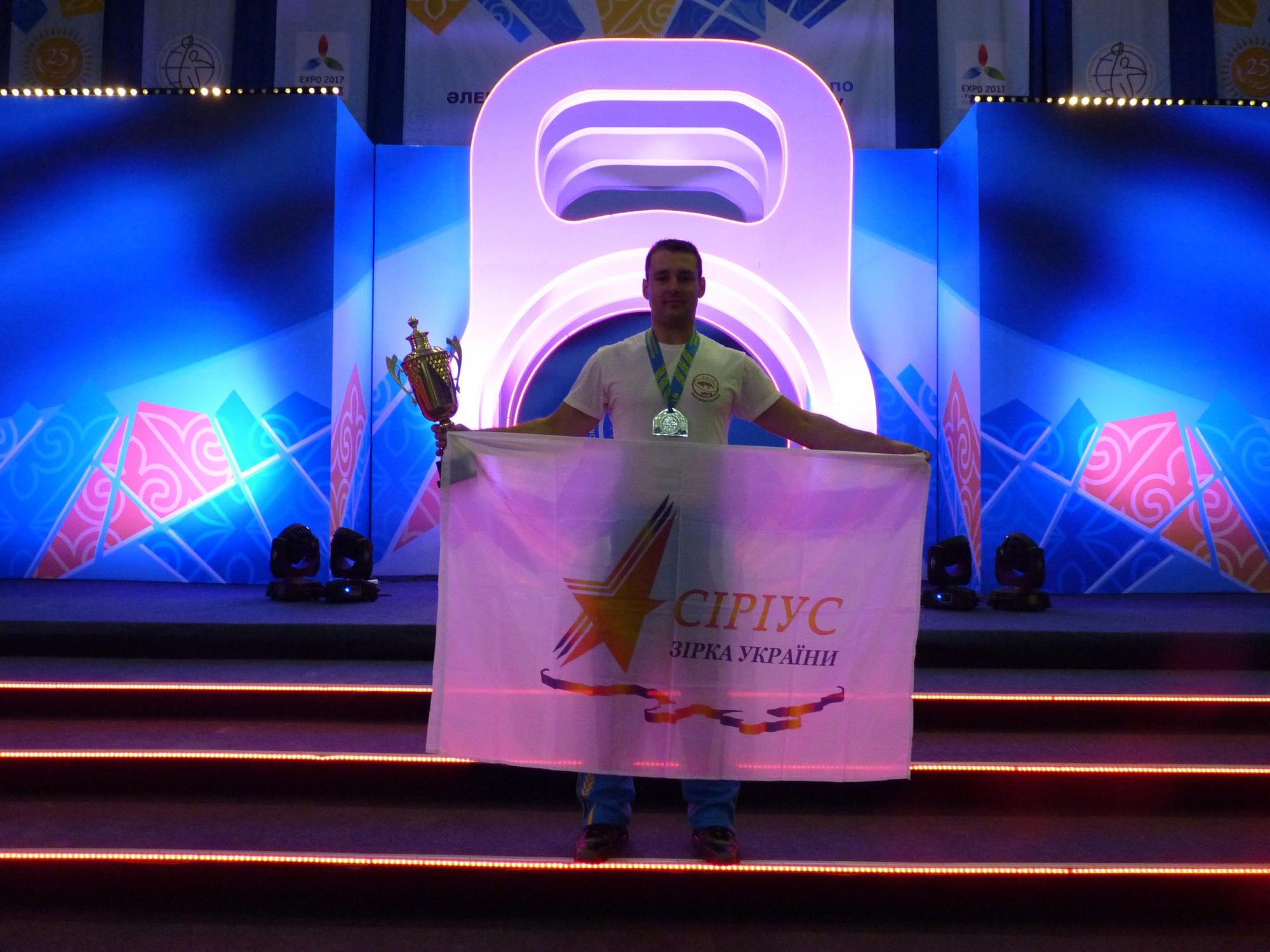 Україна виборола "срібло" на чемпіонаті світу з гирьового спорту