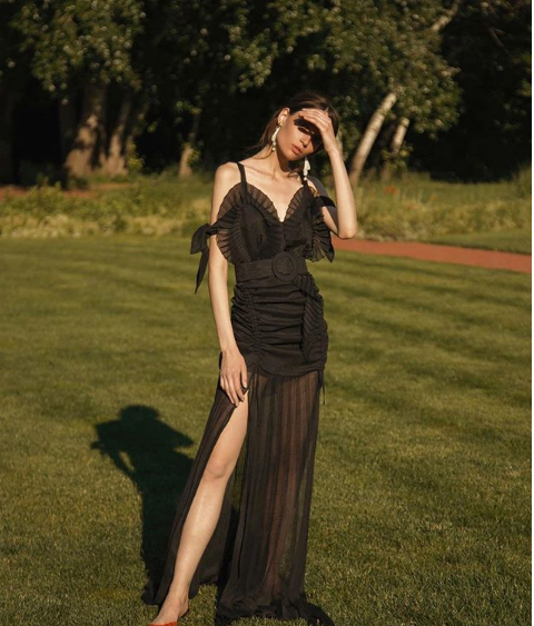 Цветочная легкость: дизайнер Надя Дзяк представила коллекцию Pre-Spring 2019