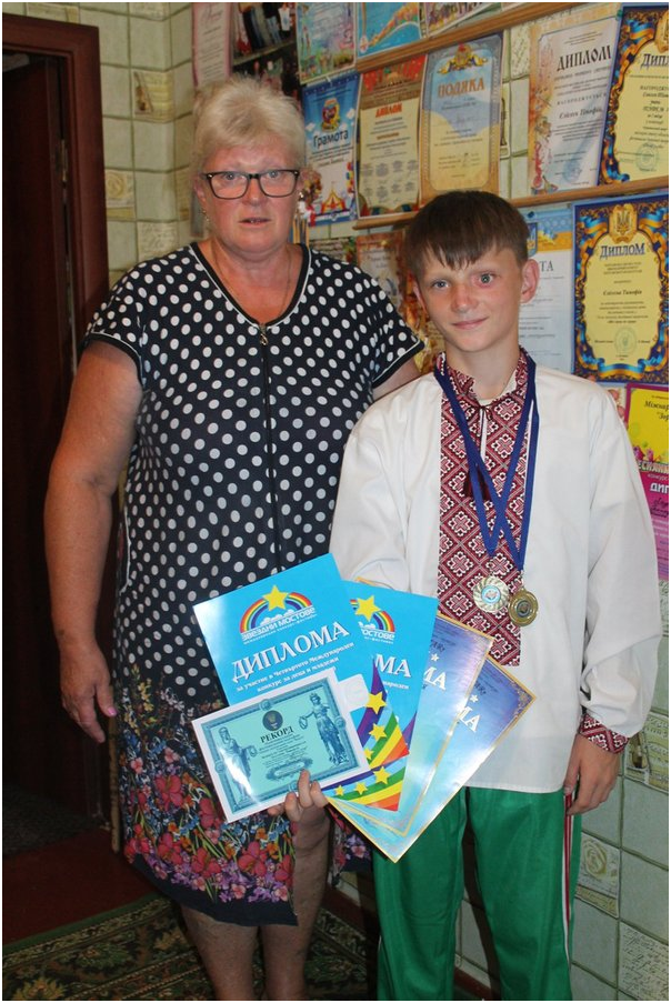 13-летний мальчик из Полтавы вернулся победителем с европейских музыкальных конкурсов