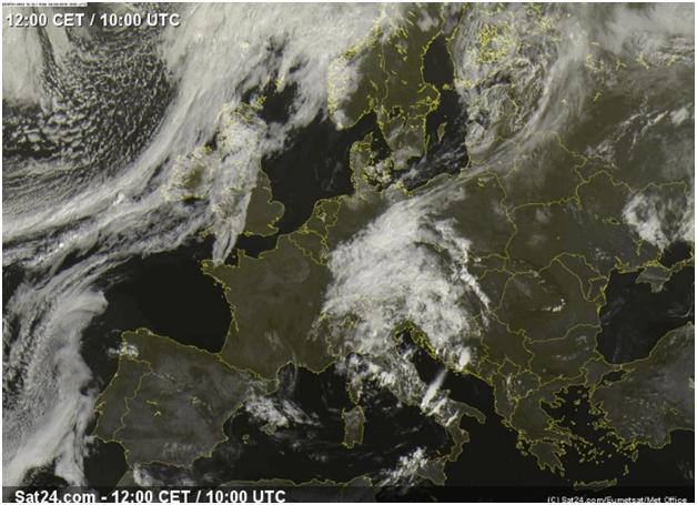 Лето не желает уходить: синоптик рассказала прогноз погоды на понедельник