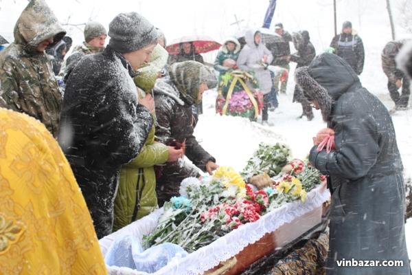 В Винницкой области попрощались с бойцом АТО, отдавшим жизнь за Украину