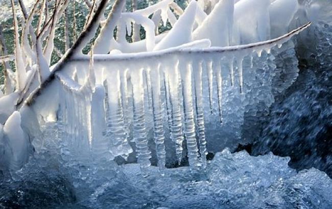 Погода зимой: украинцам рассказали о снежных праздниках и пике холодов