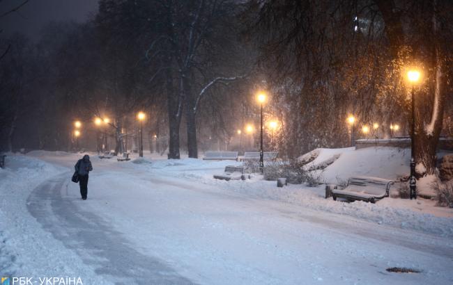 Передноворічні вихідні: українців попередили про сильні морози