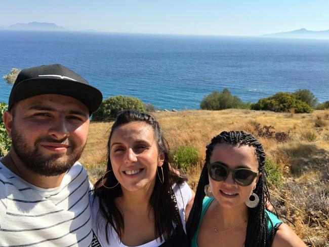 Джамала с мужем и сестрой