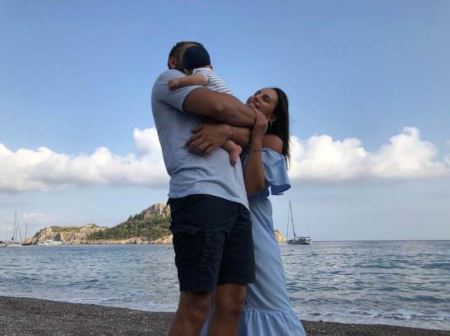 Джамала с мужем и маленьким сыночком