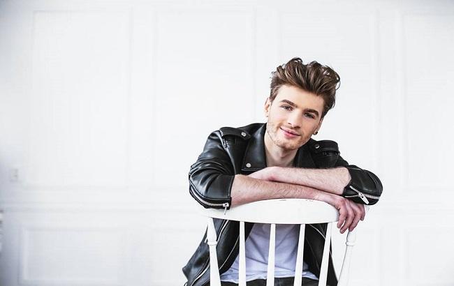 Фото: Юстс Сирмайс - представитель от Латвии 