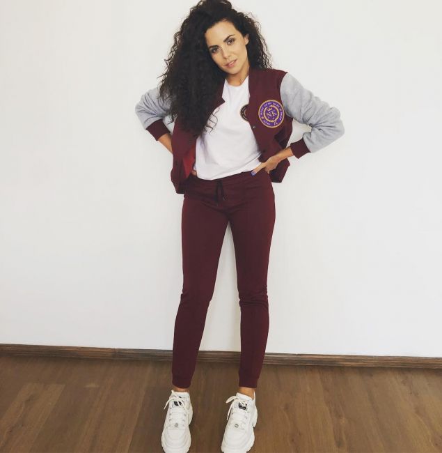 Стройная Каменских