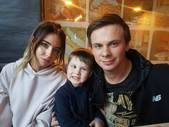 "Не дышит, не ест и не двигается": Дмитрий Комаров просит помощи тяжелобольному мальчику