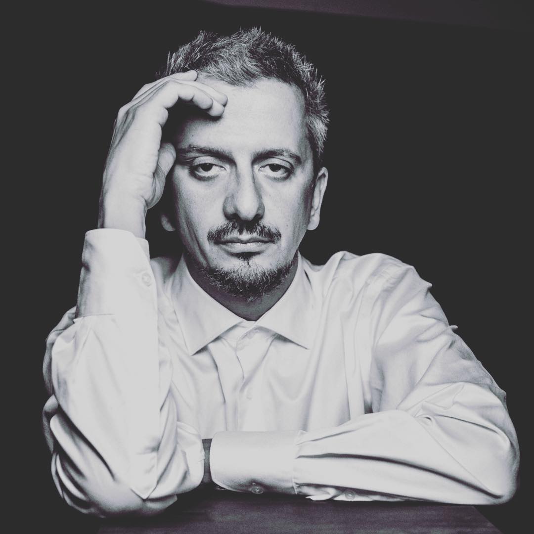 Перфоманс в Парижі: Собчак змінює супутників, як рукавички