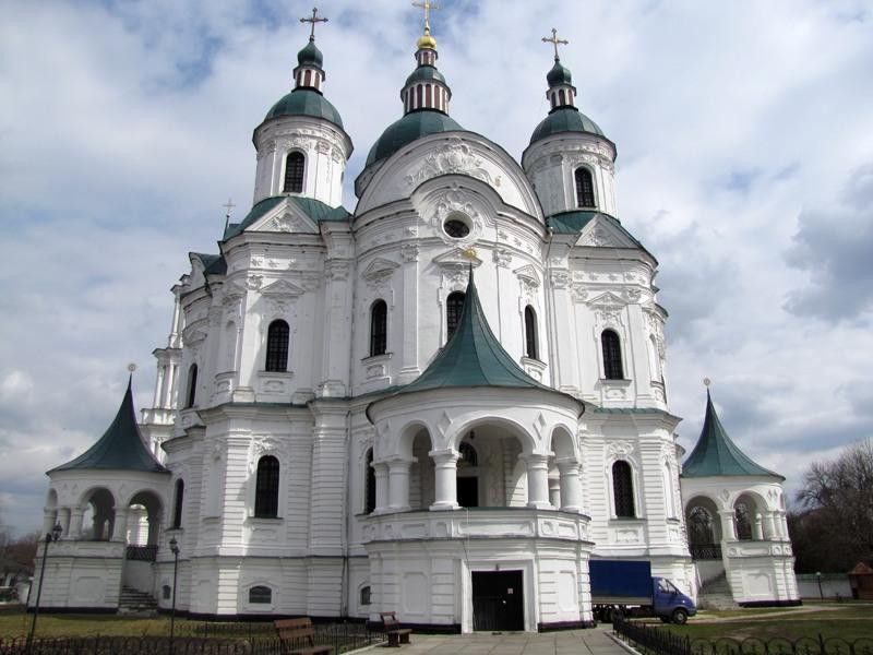 Пригода на вікенд: п'ять цікавих маршрутів вихідного дня по Україні