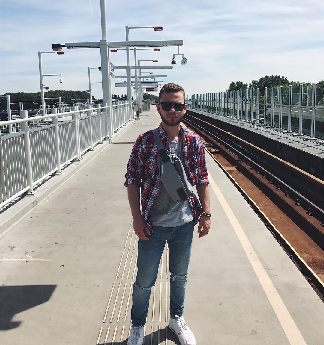 Відбір на Євробачення 2018: що відомо про співака LAUD (фото, відео)