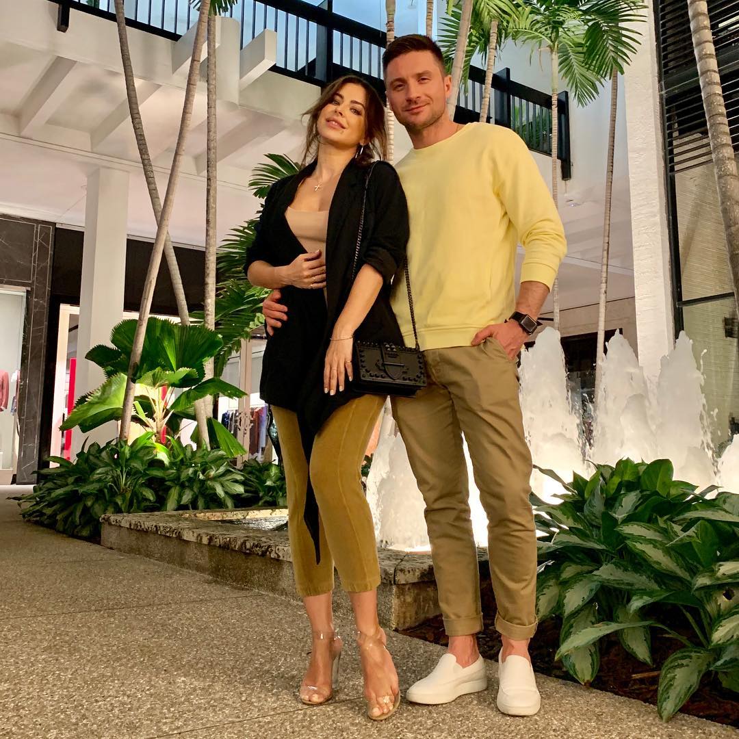 Мені мало! "Коханий" Лорак похвалився спільними фотографіями