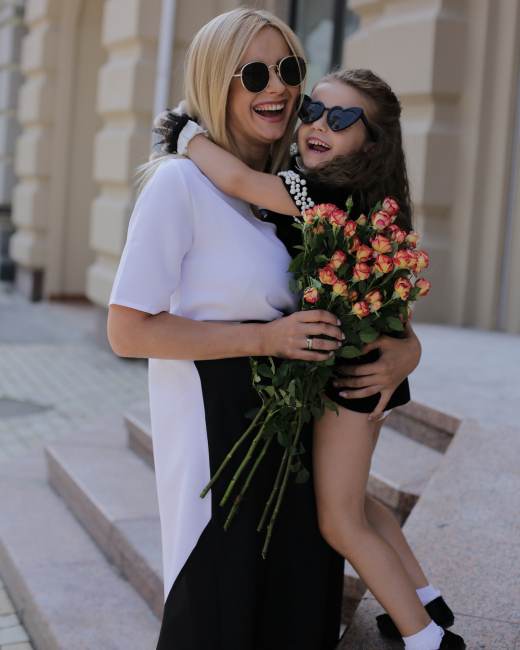 Зірковий День знань: як українські знаменитості провели своїх дітей до школи (фото)