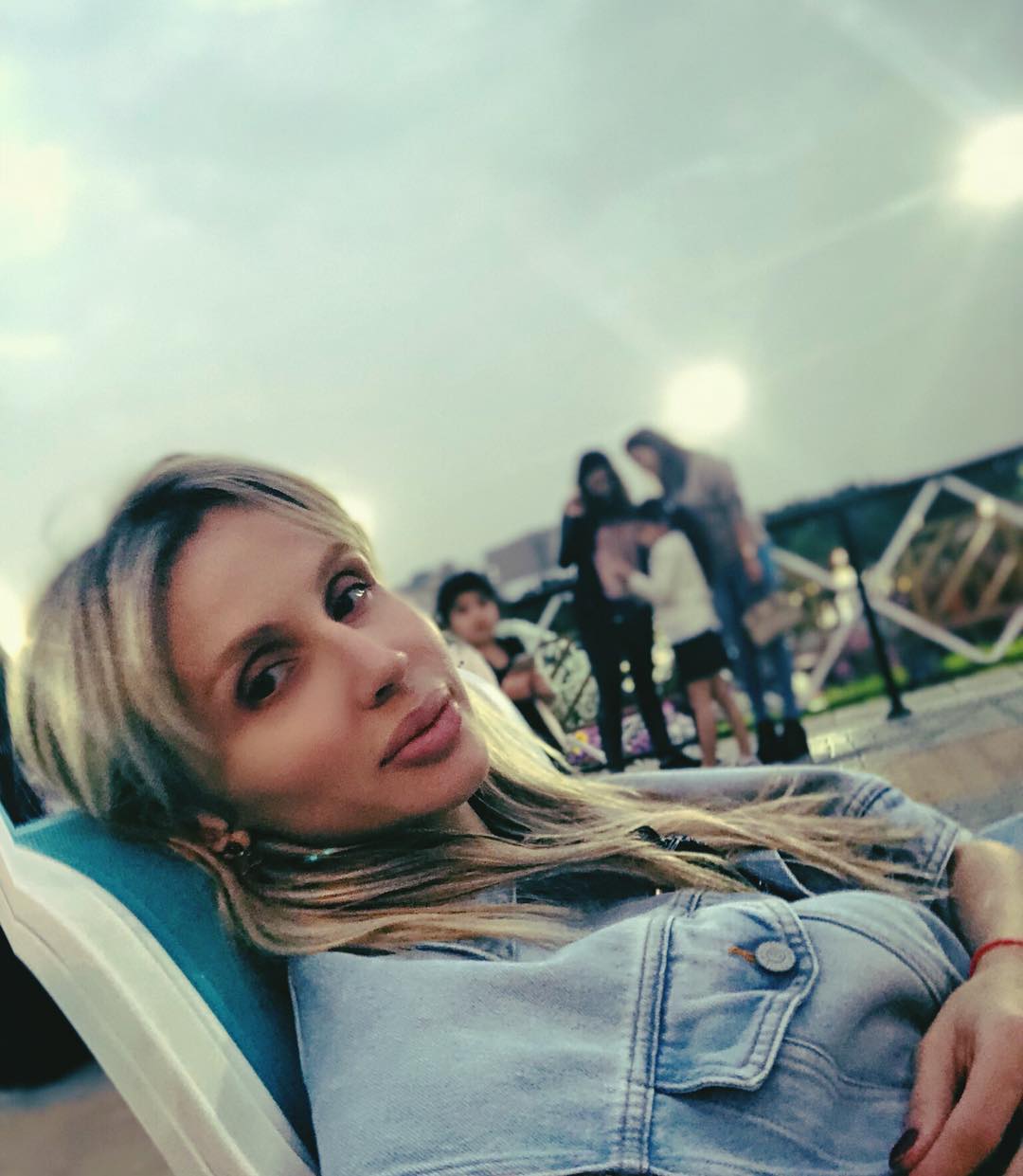 Вона що, помирає? Шанувальників здивувало нове фото Лободи