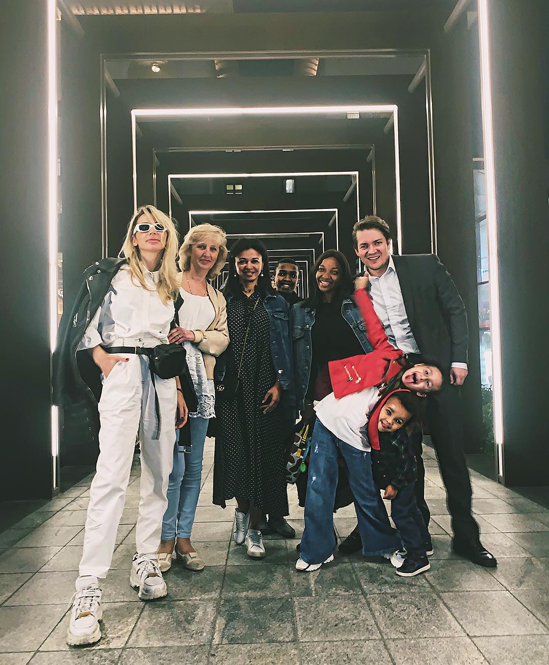 Светлана Лобода покинула Россию: что известно