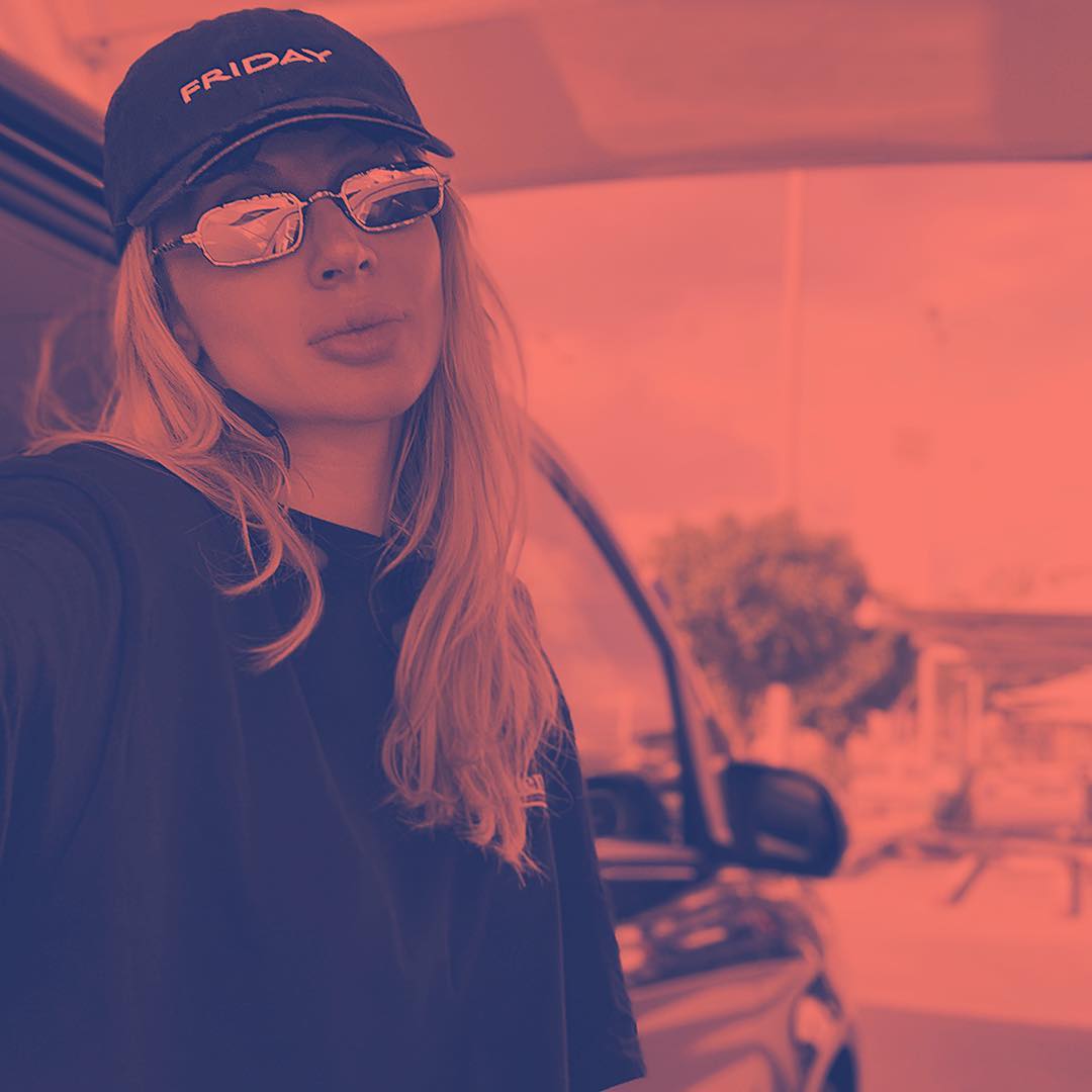 Светлана Лобода покинула Россию: что известно