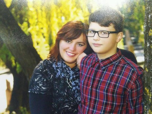 "Мені все одно, хто у тебе помер": у Рівному водій маршрутки відмовив у безкоштовному проїзді синові загиблого АТОшника